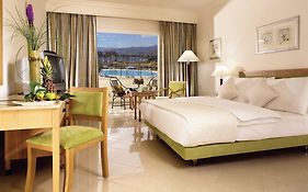 منتجع موفنبيك طابا